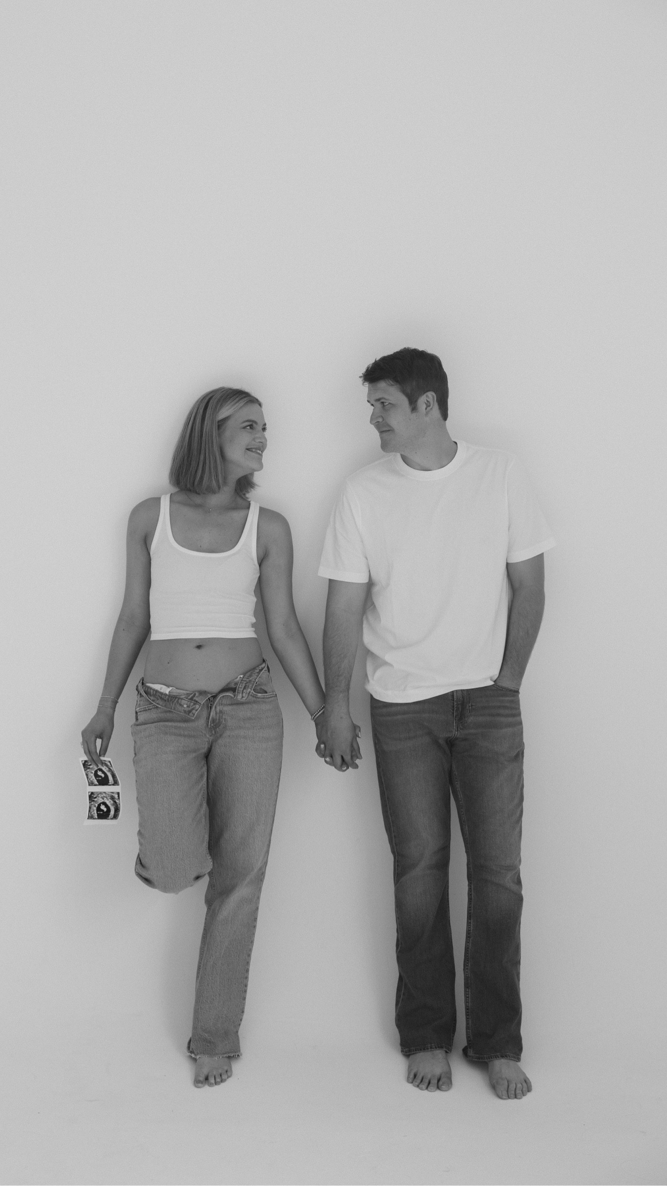 Bump pics 🤍

Maternity, jeans, bump friendly, Abercrombie, old navy 

#LTKfindsunder100 #LTKbump #LTKSeasonal