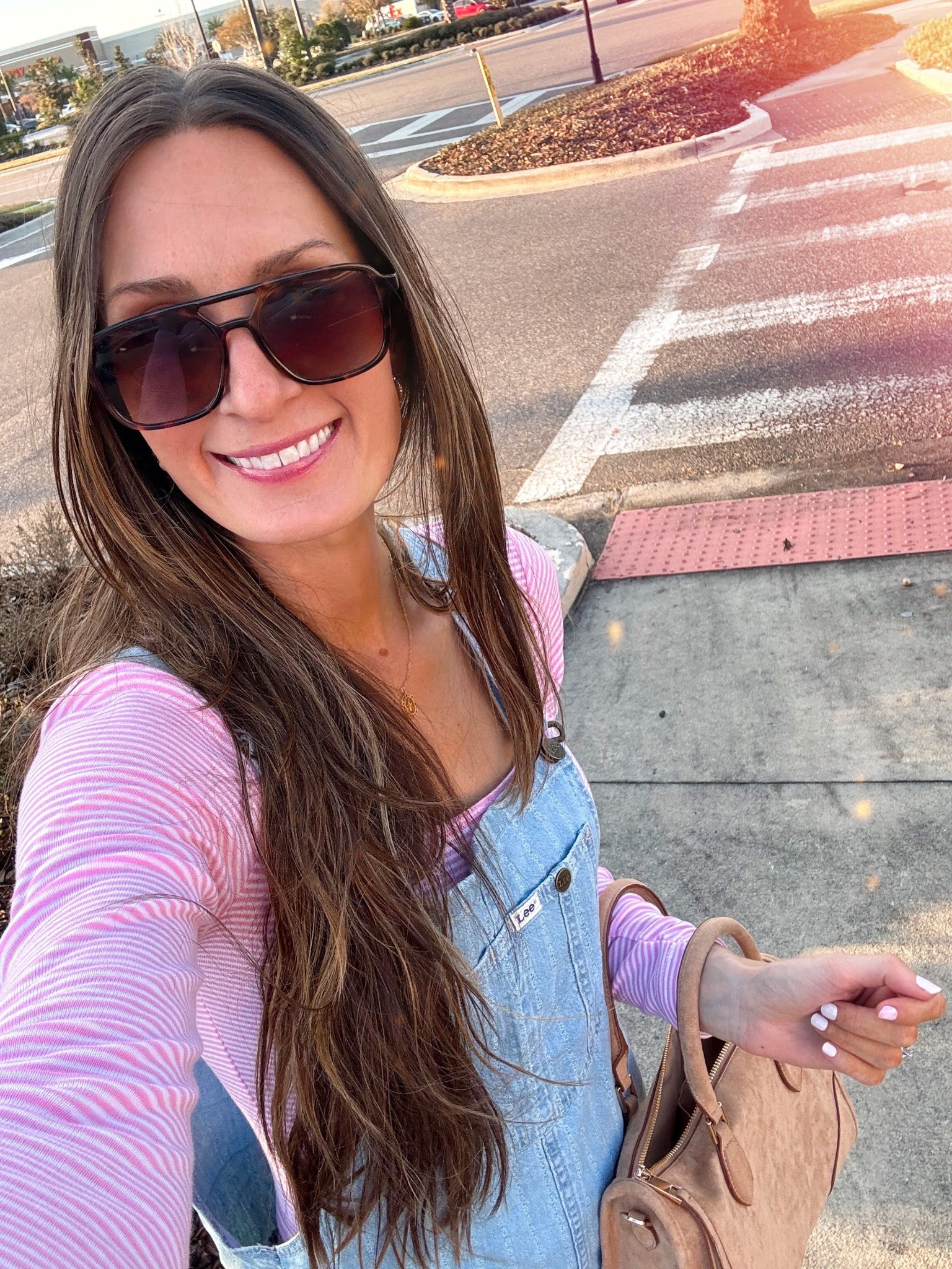 This new walmart denim overall dress is so cute!! Or jumper suit dress! Whatever you call it!

**sizing:
Dress: xs, fits tts
Striped top: xs, fits tts 

#LTKootd