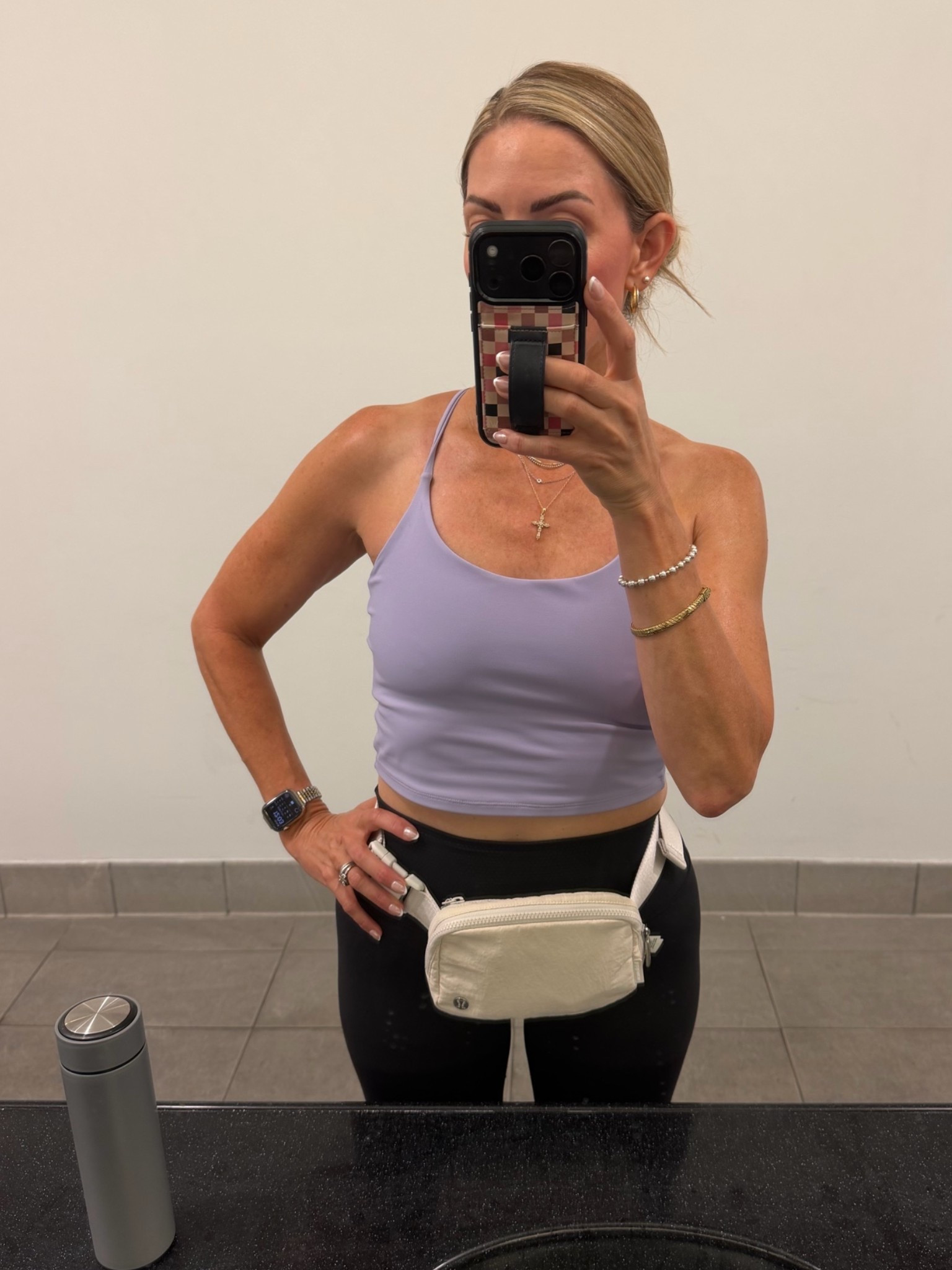 The perfect workout top. Fits tts. Available in several colors.