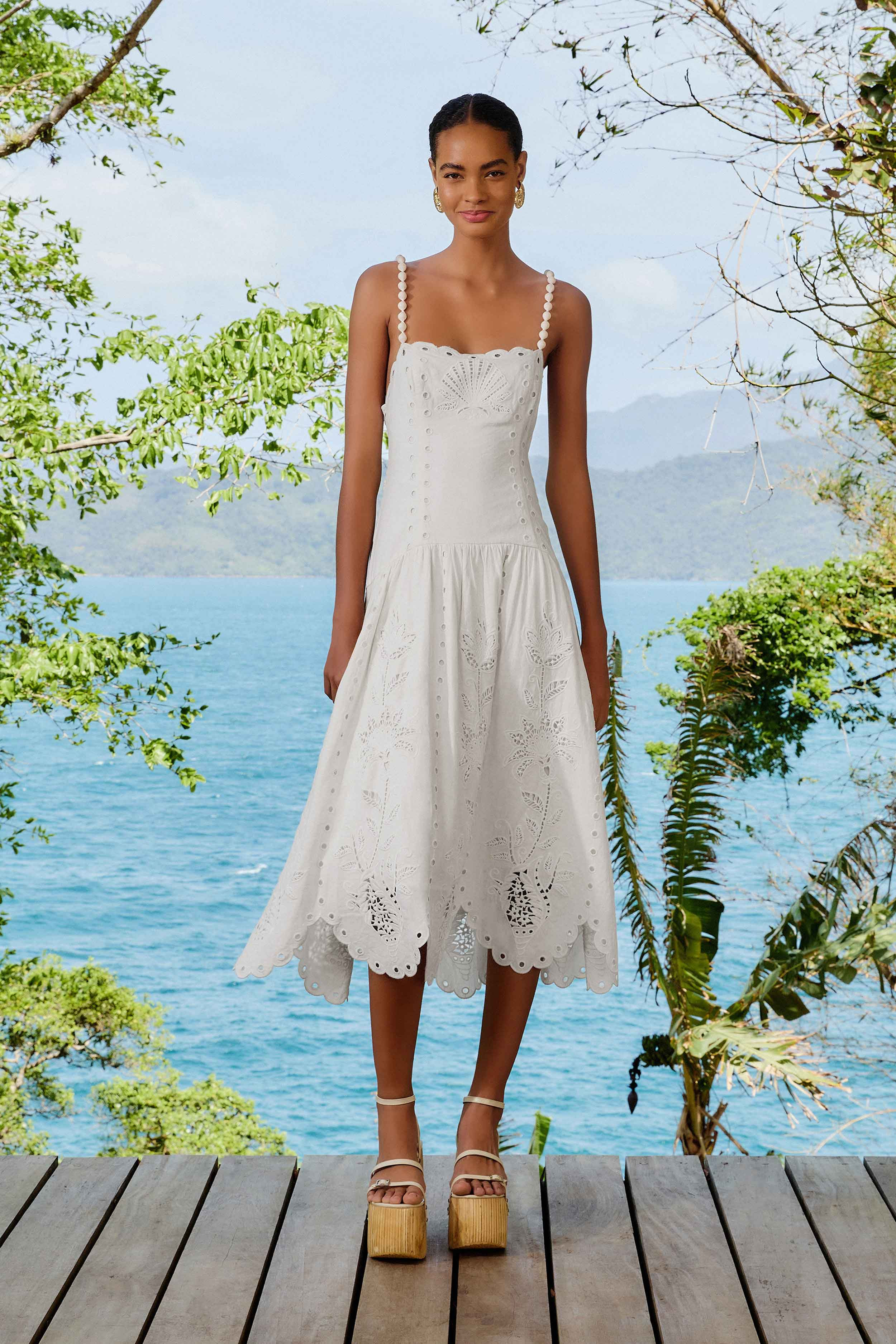 Off-White Richelieu LENZING™ ECOVERO™ Euroflax™ Midi Dress | FarmRio (US)