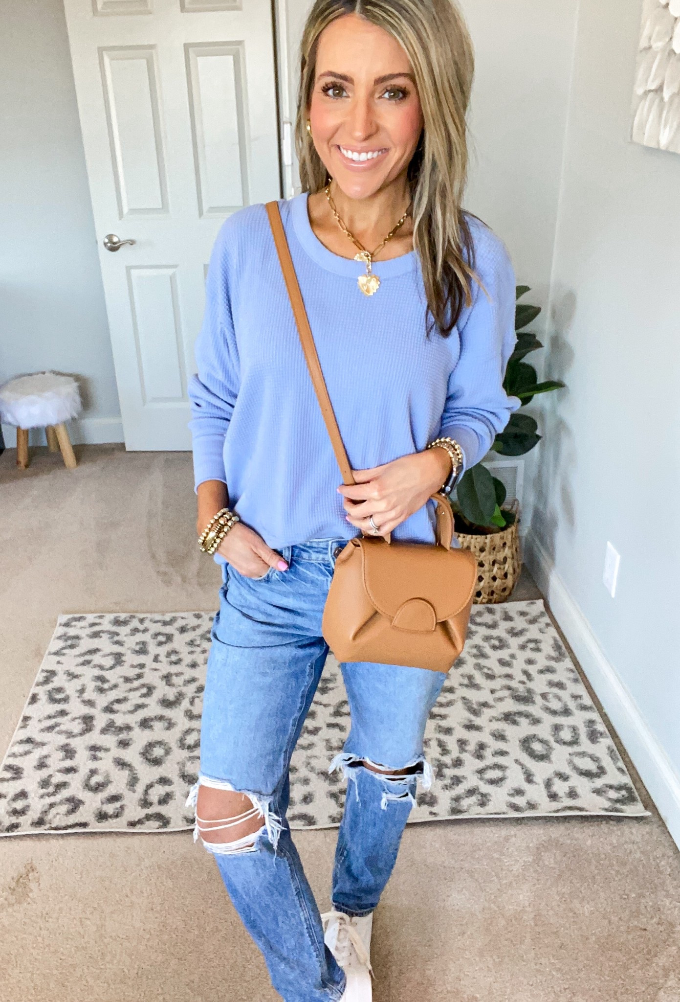 
Sizing: 
•I’m wearing size 2 in jeans, they are a very comfortable stretchy material. Go TTS. 
•I size up in jeans shorts. Wearing 4
•I’m wearing size XS in all 3 long sleeve tops (run generous IMO, size down) 


#LTKSpringSale 

#LTKStyleTip #LTKSaleAlert