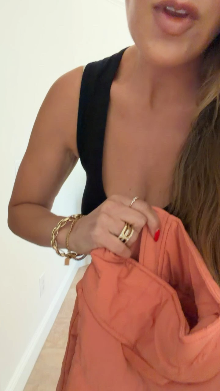 This jacket is everything and more…!

Jacket size: medium
Tank top size: medium
Pants size: 6


Nordstrom anniversary sale picks

#LTKSaleAlert #LTKootd