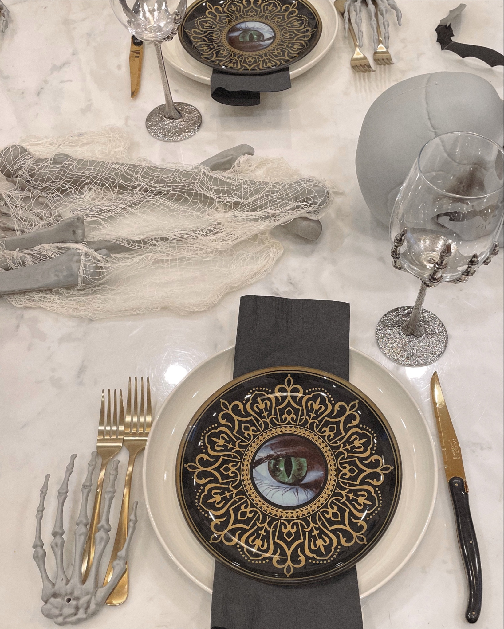 Chic Halloween tablescape 

#LTKHalloween