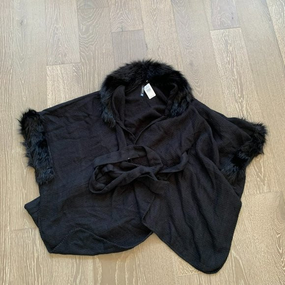 Torrid Faux Fur trim belted ruana | Poshmark