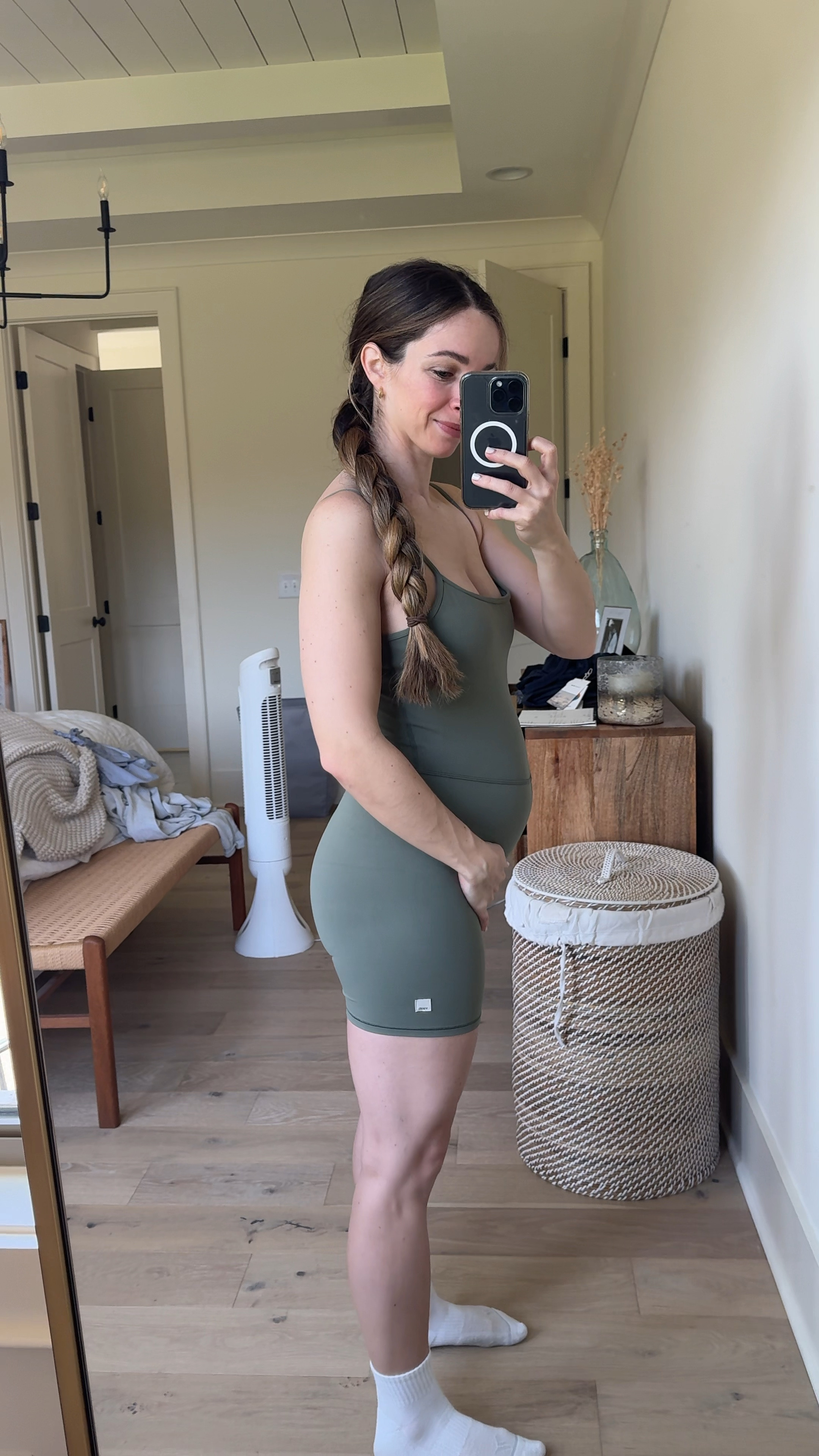 My go-to jumpsuit from Vuori this pregnancy! I sized up one and am 18 weeks in this video for reference. 

#LTKbaby #LTKbump #LTKfitness