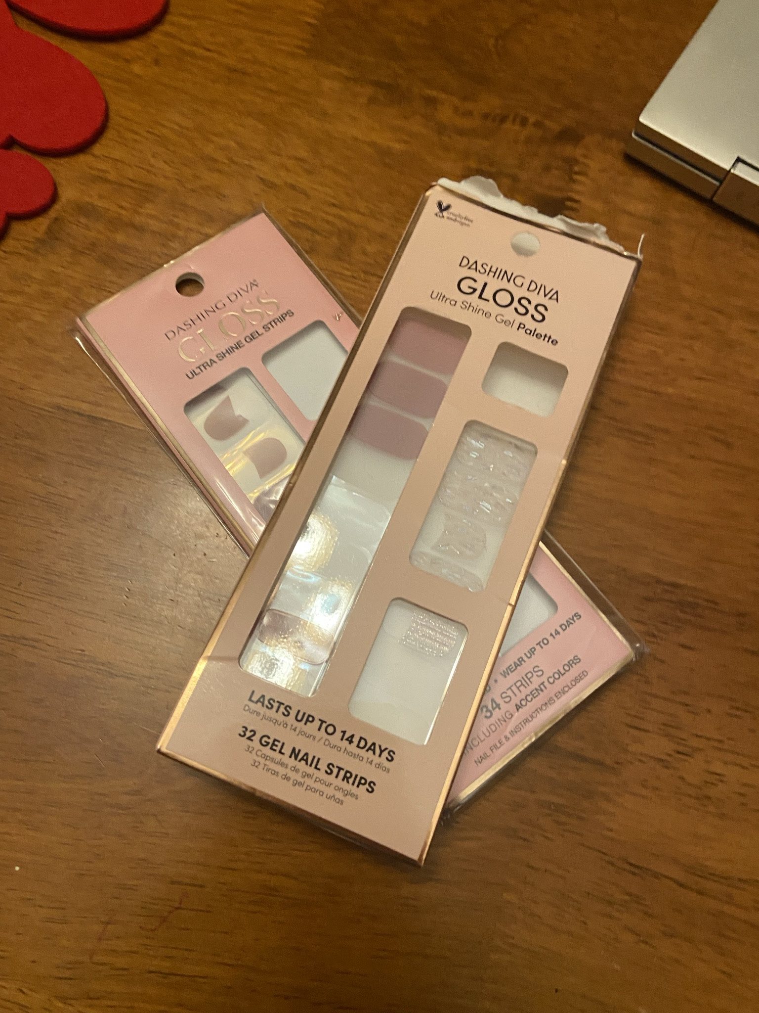 Nail strips - I almost only wear mail strips anymore, they last long and are much easier on the budget 

#target #under10 #salefinds #dashingdiva #gelmani #athomemani #gelmanicure #manicure #nailstrips 



#LTKfindsunder50 #LTKbeauty