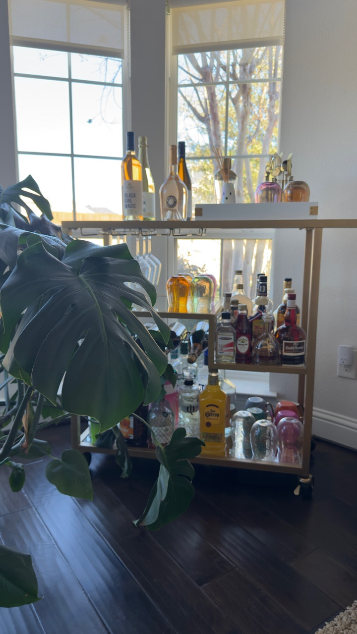 President’s Day Sale items in my home from @wayfair 

Follow, Comment “Shop” & I’ll DM you the links to shop

Home Decor | Home Interior | Modern Organic Home | Home Styling | Interior Home Decor | Home DIY Project | DIY Project

#wayfair #homedecor #goldhomedecor #onsalenow #modernorganic organicmodern cleanhomehappyhome stylishhomedecor diyhomeproject diyhomeprojects