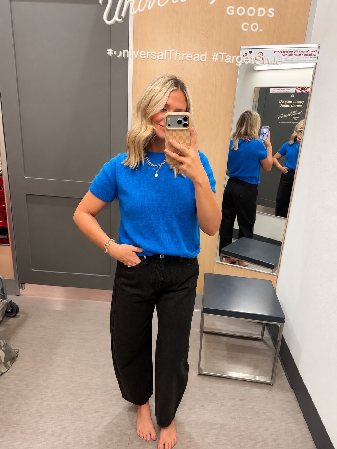 I just love cobalt blue for fall! Wearing a size small. This top is VERY lightweight. Great for warmer temps but fall feels