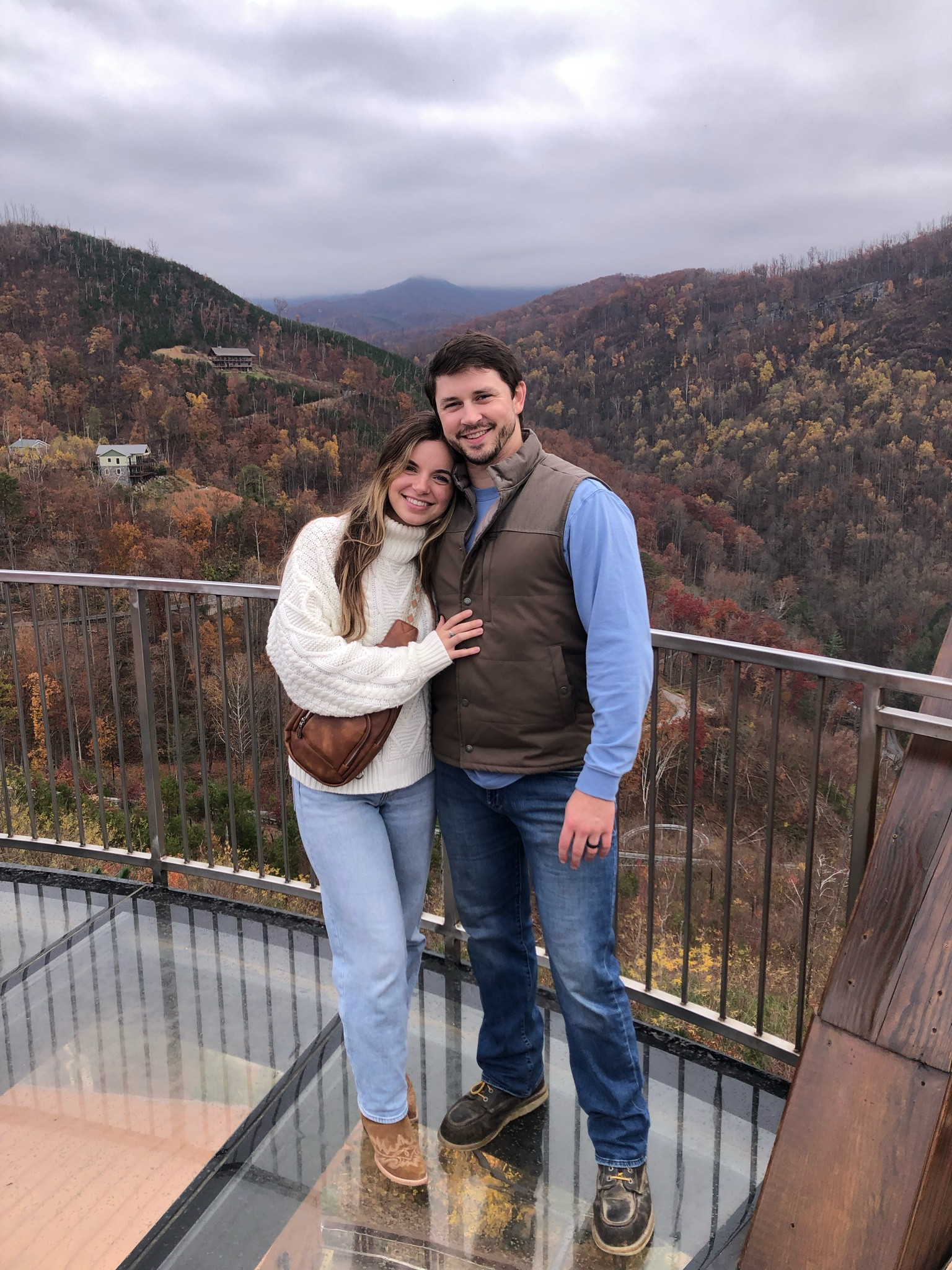 East TN living! Gatlinburg weekend trip! Throwback to 2023! Our first fall in Tennessee 🤍

#LTKMostLoved #LTKSeasonal #LTKStyleTip