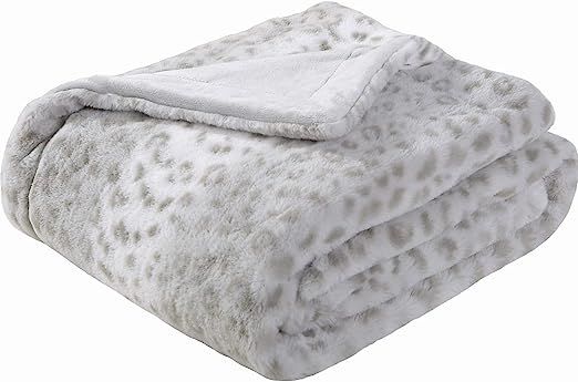 Sedona House Gifts for Women Animal Print Cheetah Fuzzy Faux Fur Throw Blanket - Super Soft Fuzzy... | Amazon (US)