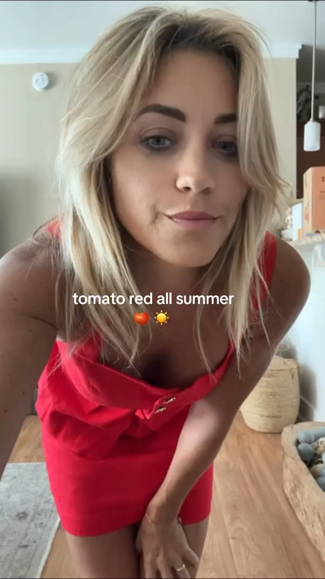 🍅 ☀️ 

#LTKOver40 #LTKFindsUnder100 #LTKSeasonal