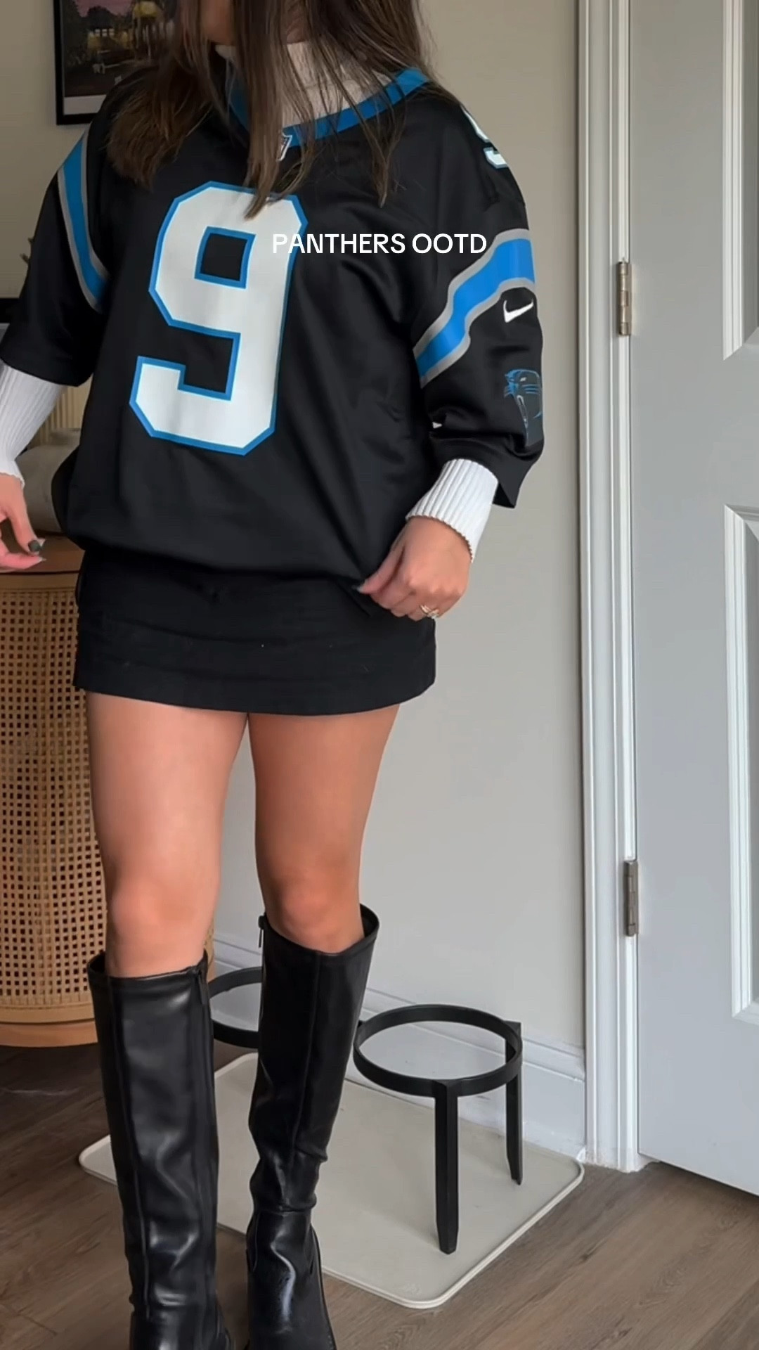 Panthers ootd was perf for a panthers game day win!! I’m wearing a size L men’s jersey for a big oversized look!

#LTKootd #LTKgrwm #LTKvlog