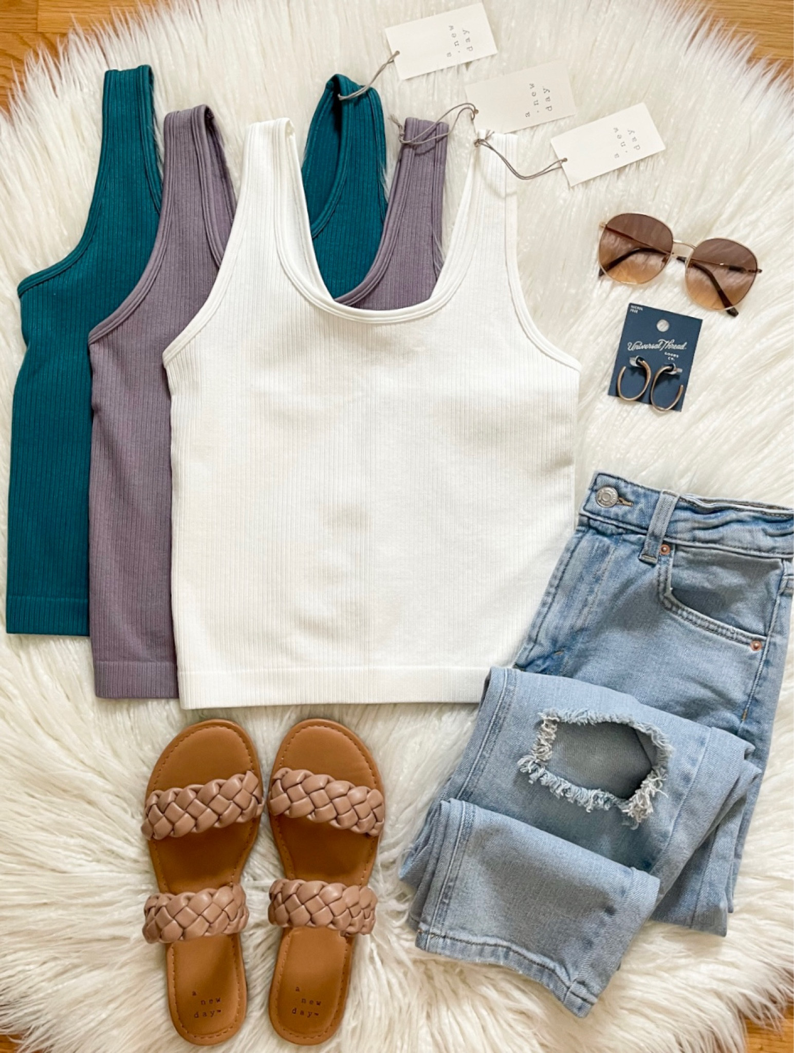 These popular Seamless Slim Fit Tanks are back in more colors & FULLY STOCKED!  They are great for layering and heading into warmer months!  I definitely recommend! 🙌 Check out my stories for all of todays NEW ARRIVALS!  There are soooo many!  Have a great Sunday friends! 🤍 

#LTKstyletip #LTKshoecrush #LTKunder50