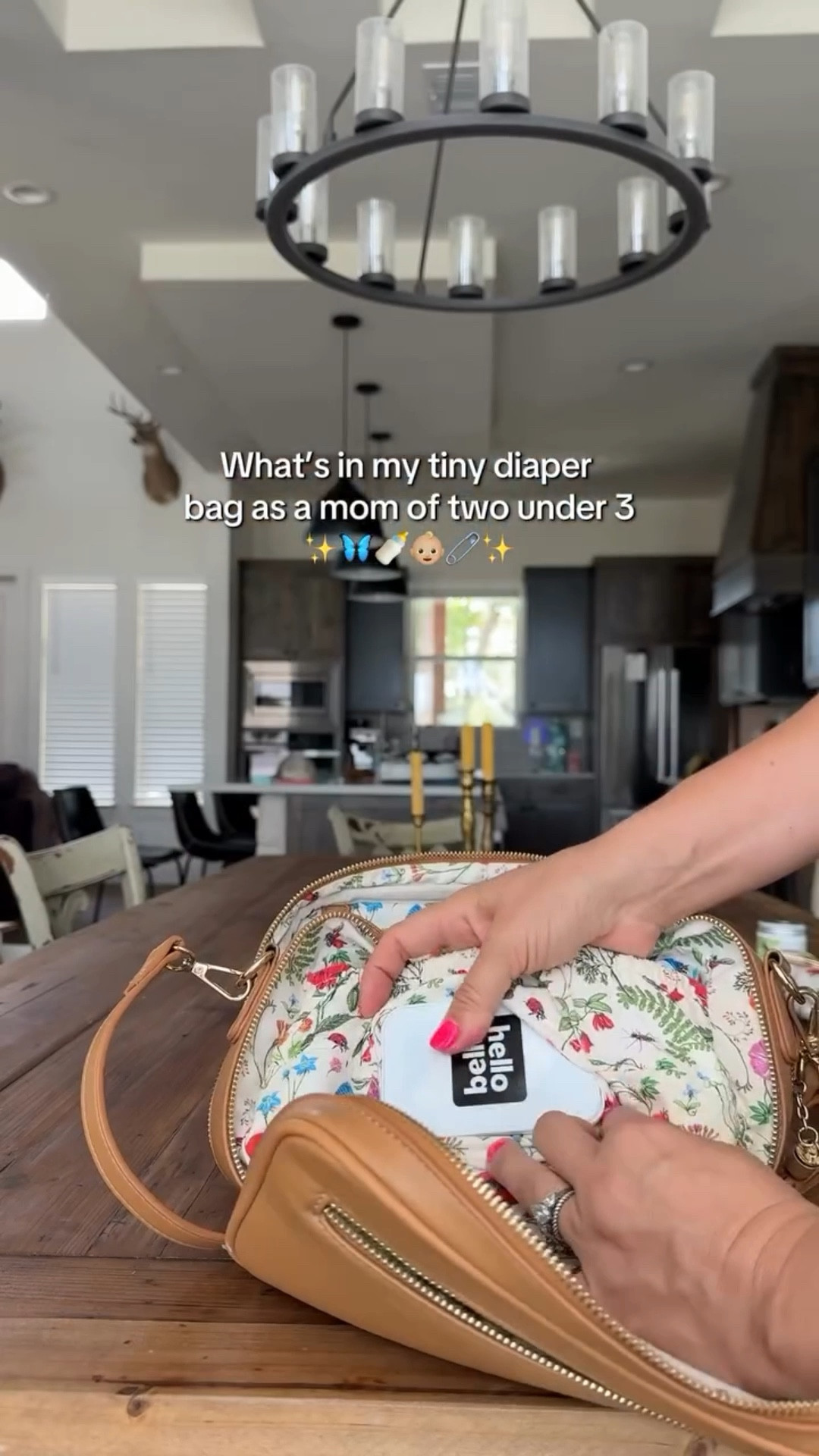 Anytime yall spot this in the background of my reels or stories yall ask me questions so I thought I’d make her the star of the show today 🤩 LMK if you have any questions!