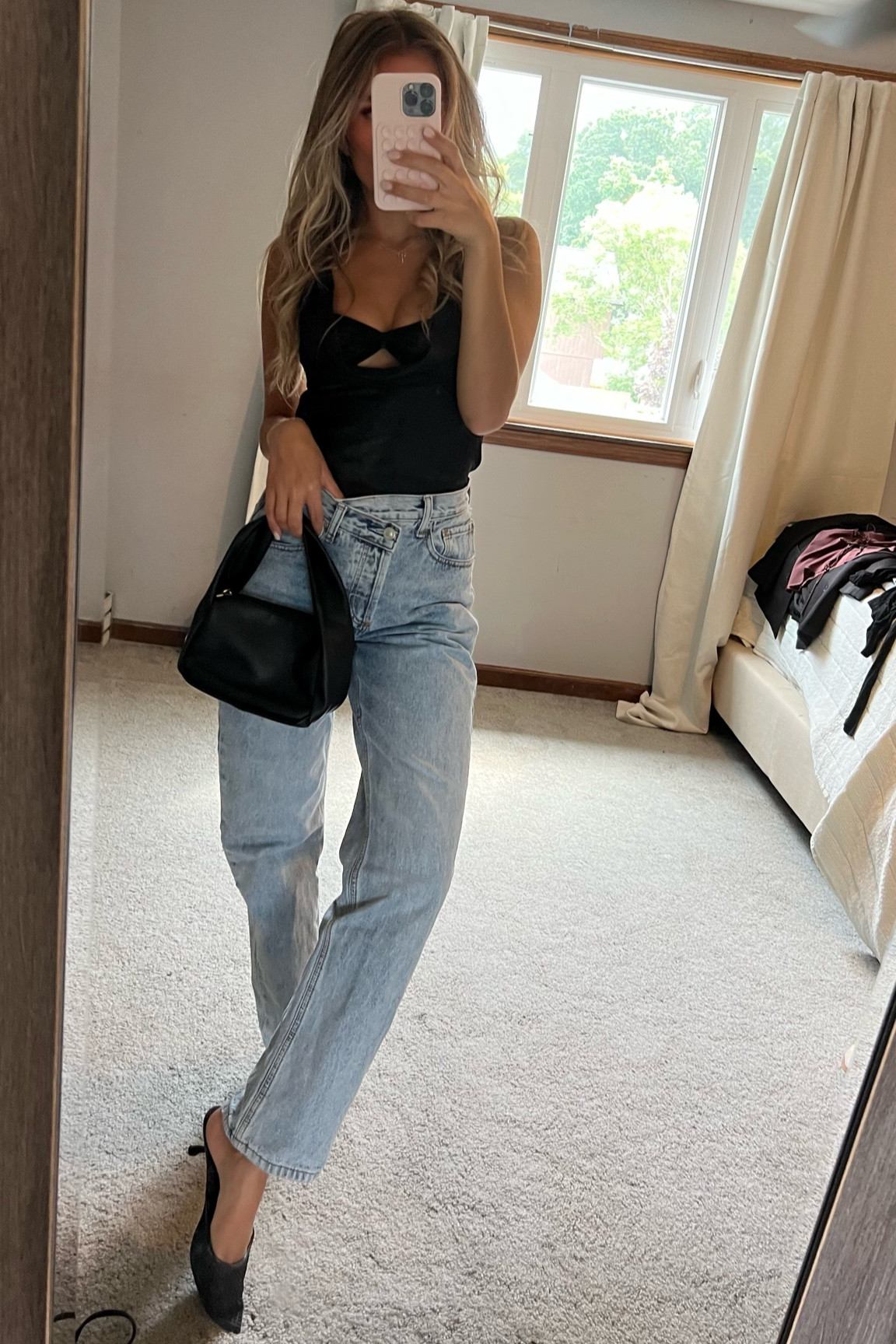 Xs/0 in top and jeans! 

#LTKU #LTKFindsUnder50 #LTKStyleTip