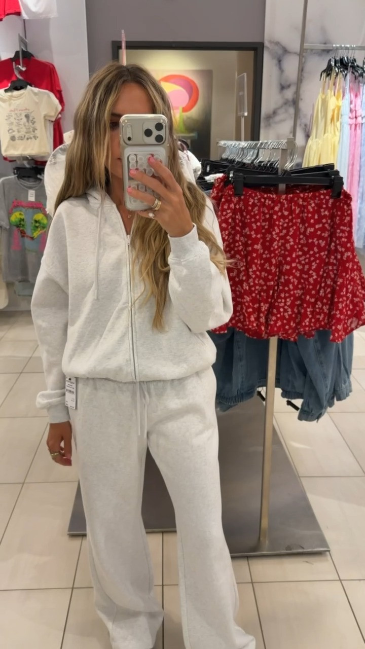 Tried this cozy set on in store and loved it. 🤍 So soft, so comfortable, and perfect for lounging, travel days, or running errands. Paired it with these cozy slippers too!

Nordstrom Sale, Nordstrom Anniversary Sale, BP, sweat set, matching set, zip hoodie, wide leg sweatpants, cozy outfit, lounge set, slippers

#LTKootd #LTKSaleAlert #LTKPetite