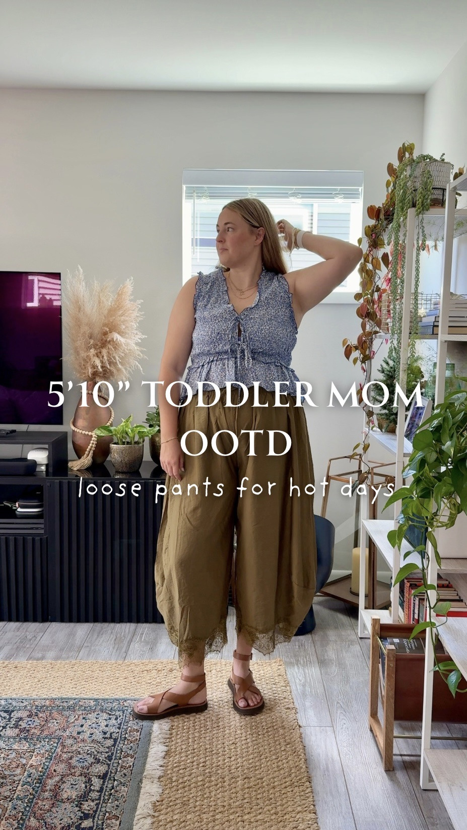Loose pants for summer >>> #ootd #styleinspo #momstyle

#LTKootd #LTKMidsize #LTKTall