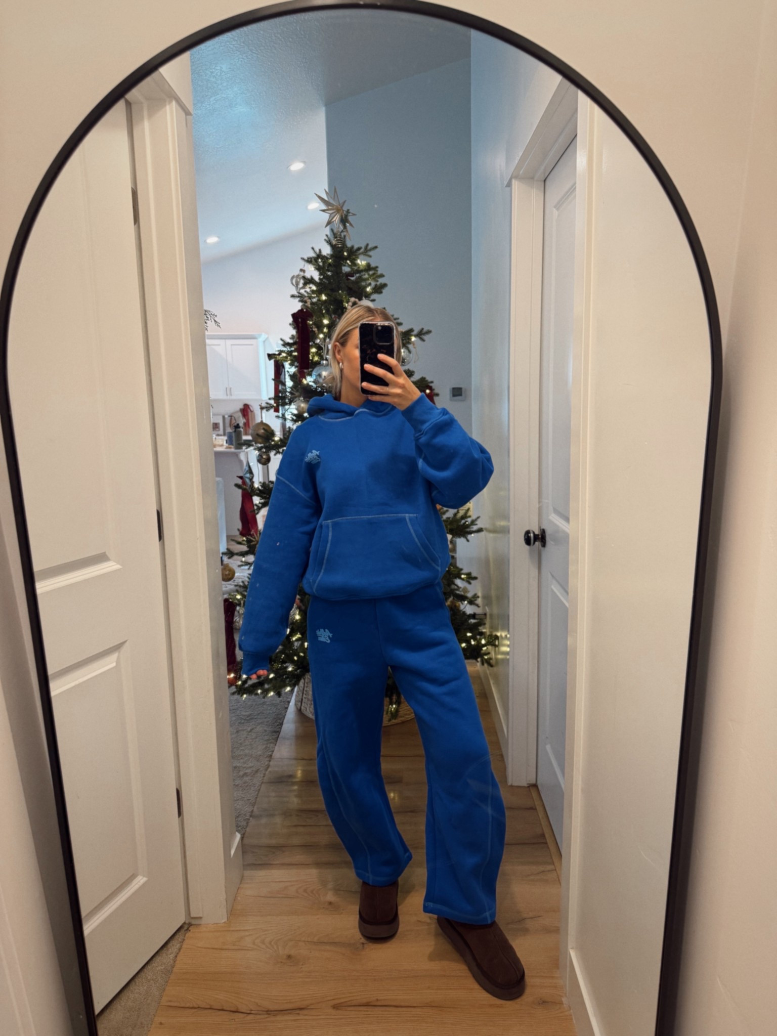 Barrel sweat set!🤩🤩

This is definitely oversized. I would size down. Wearing XS 

#LTKHoliday #LTKGiftGuide #LTKdayinmylife