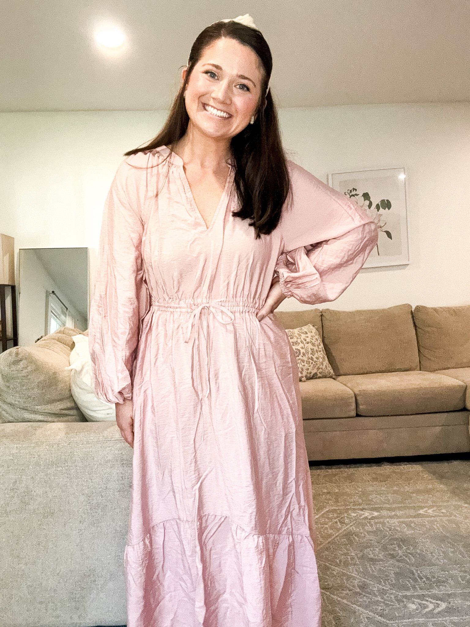 Midi dress. Maxi dress. Fall outfit. Fall style. Pink dress 
