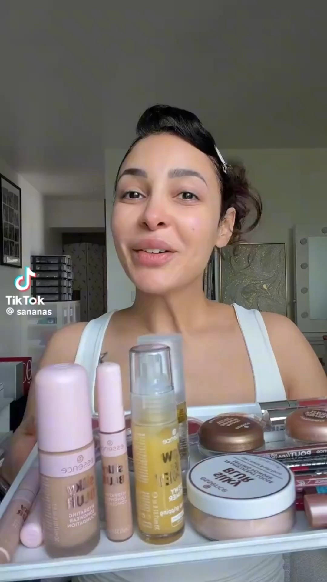 Les nouveautés de chez @essence.cosmetics sont arrivées ! 🔗 direct en bas 👇

#LTKbeauty #LTKeurope #LTKfrance