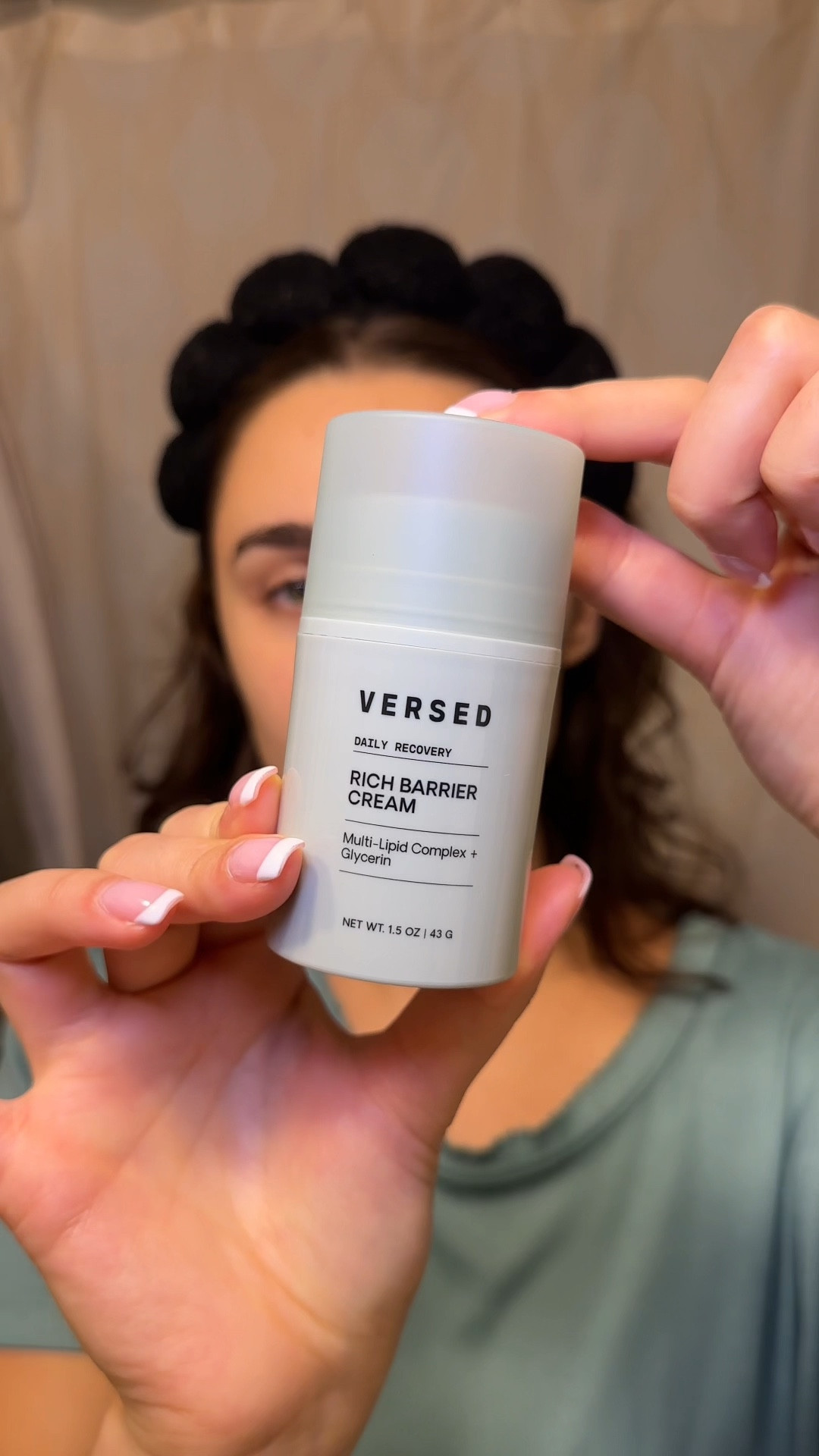 obsessed with this new acne safe affordable moisturizer ✨👏🏼

#LTKFindsUnder50 #LTKBeauty #LTKSeasonal