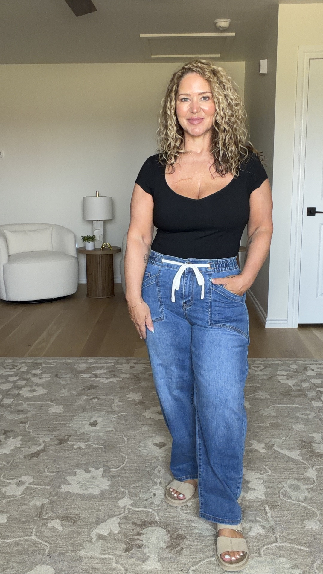 Size large in everything

#LTKPetite #LTKMidsize #LTKOver40