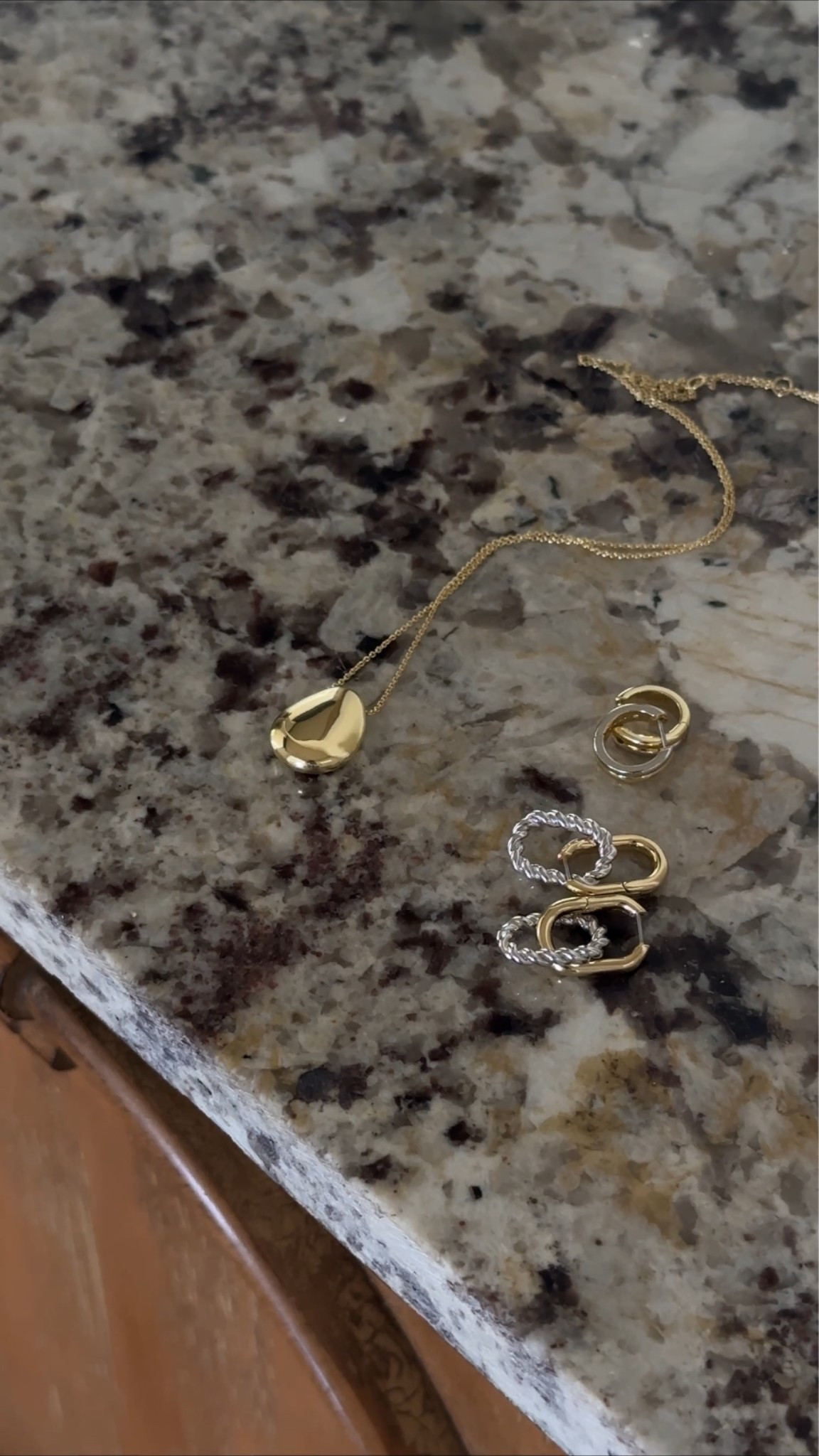 My go to jewelry pieces!✨