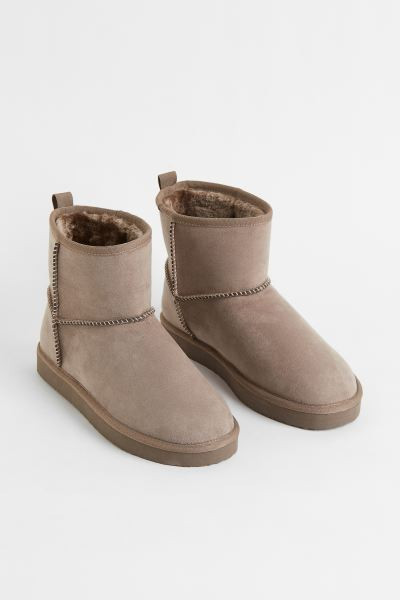 Warm-lined slip-on boots | H&M (UK, MY, IN, SG, PH, TW, HK)