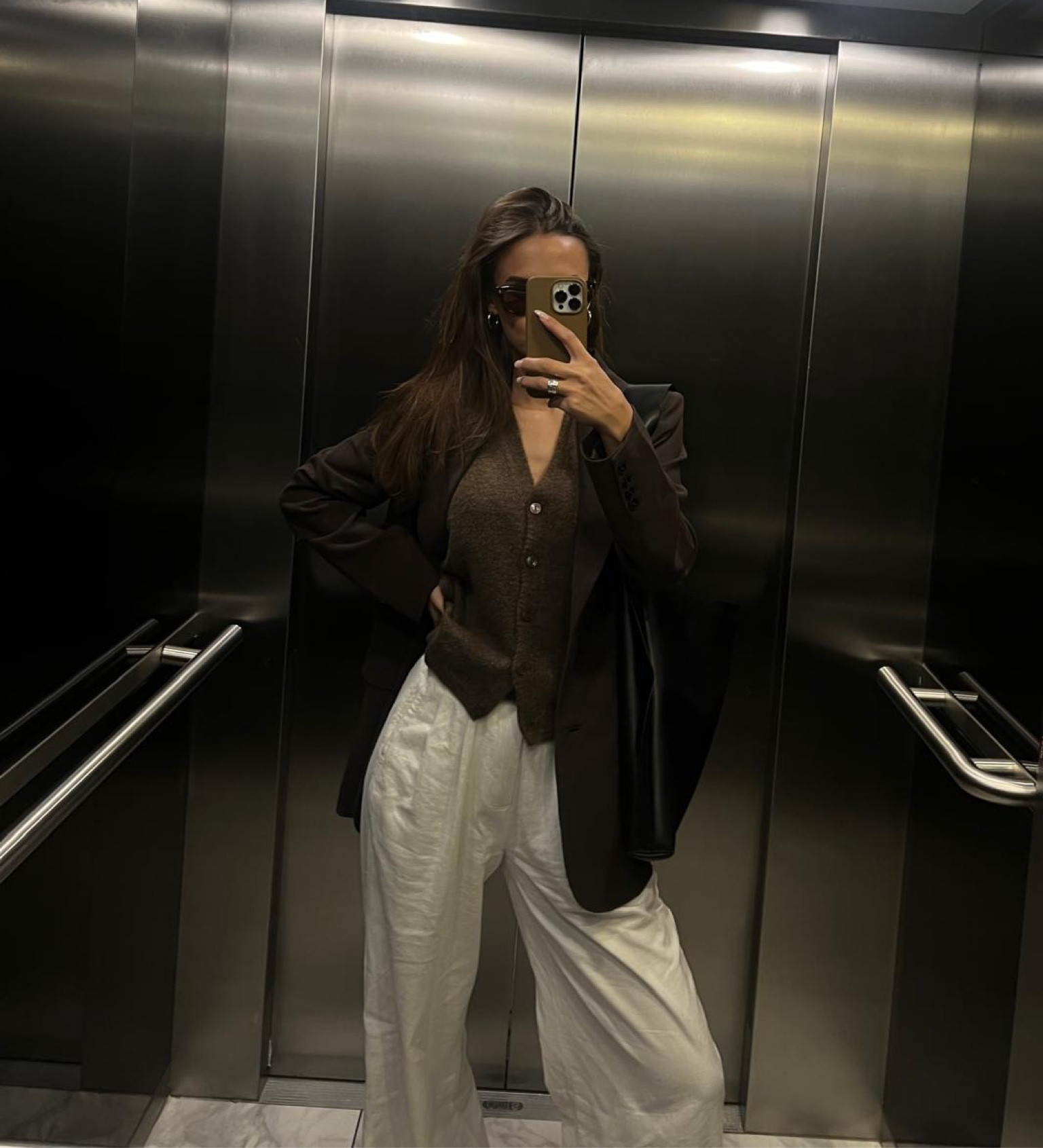 🤎🤎🤎

Dissh blazer | nobody’s child | autumn style | office chic | new look waistcoat | knitted waistcoat | #LTKlondon

#LTKautumn #LTKuk