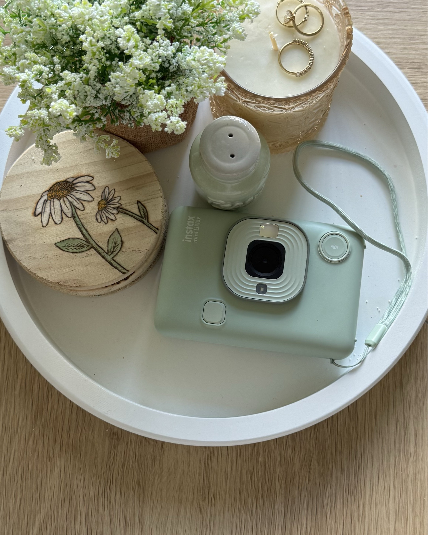 This camera📸🎞️