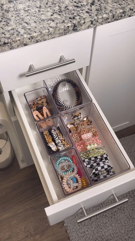 Bathroom drawer organization✨ 

#bathroomorganization #organizationideas #organizationtips #asmrorganizing #drawerorganization #thepinkstuff 

Bathroom, drawers, organize, organized, organizing, home, cosmetics, self care, iDesign, the home edit, clear, bins, hacks, asmr, the container store, the pink stuff

#LTKHome #LTKVideo