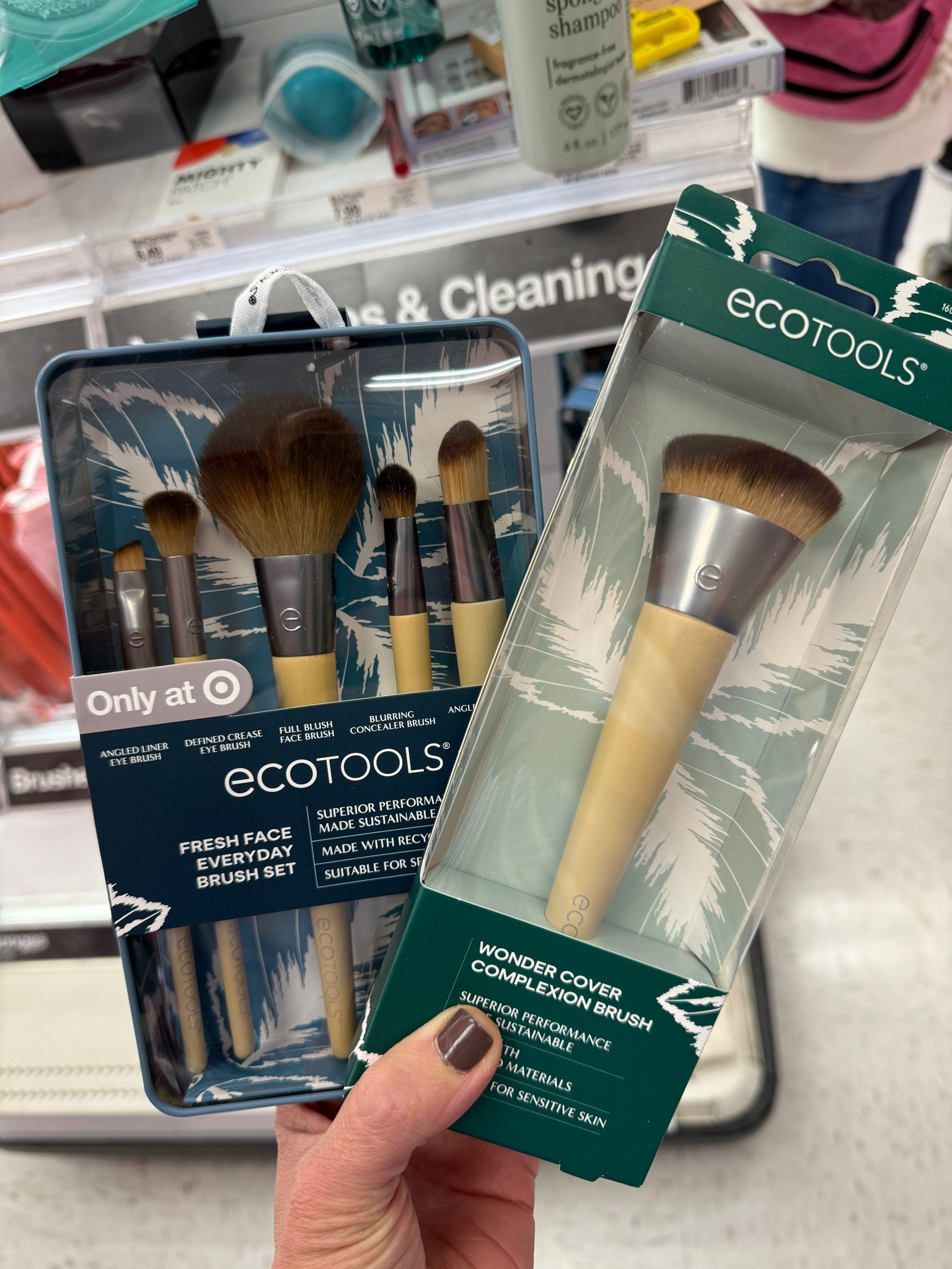 My favorite makeup brushes! Been a loyal fan for years. They don’t shed and last forever!

#LTKGiftGuide #LTKU #LTKBeauty