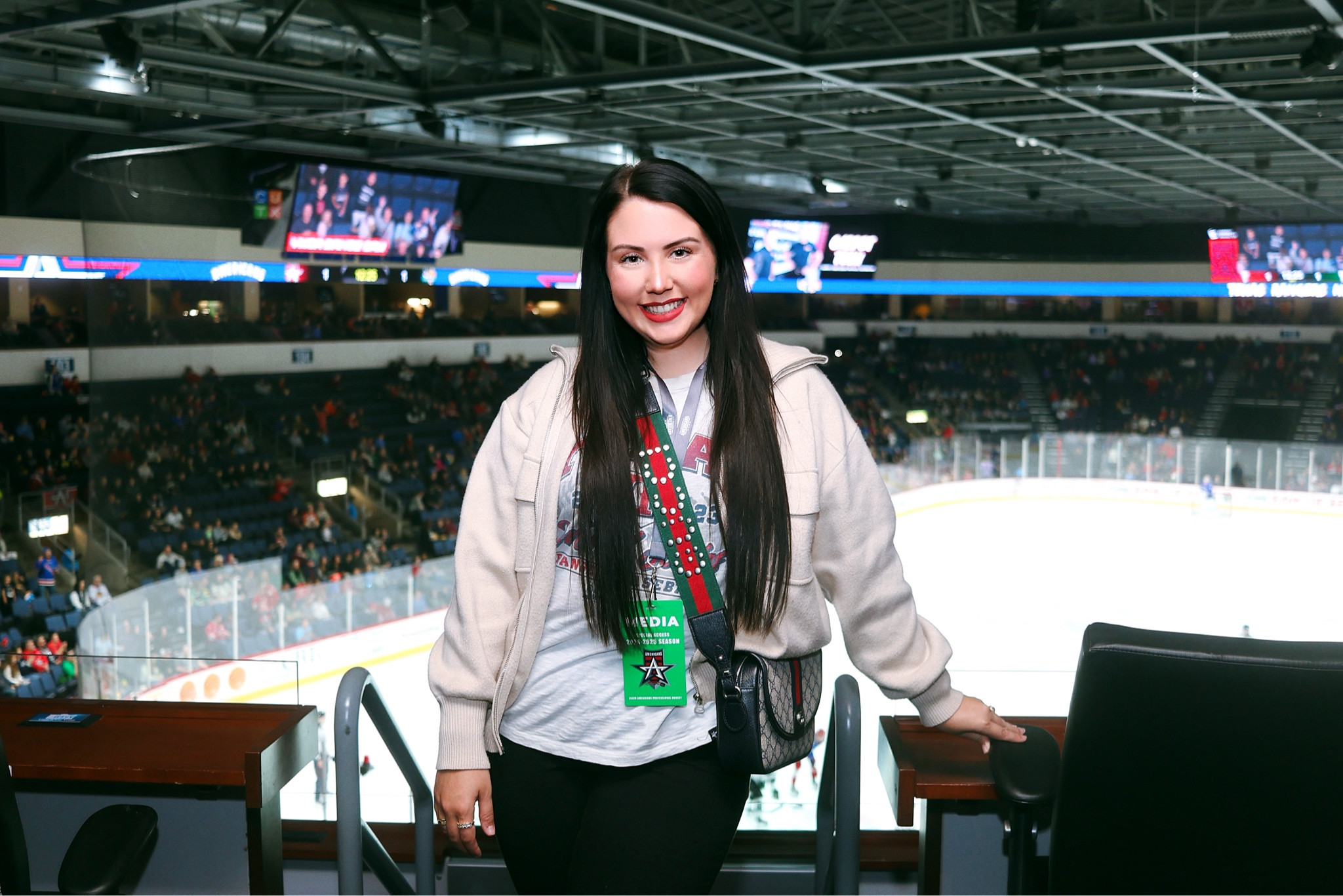 Look for game days 🥅 🏒 

#LTKWorkwear #LTKMidsize #LTKStyleTip