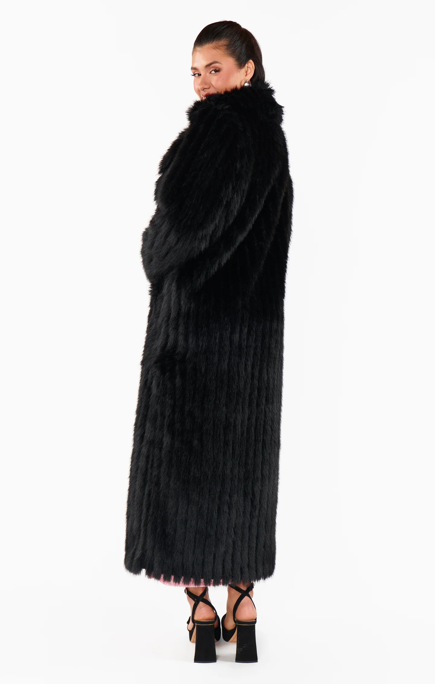 Plaza Coat ~ Black Faux Fur | Show Me Your Mumu