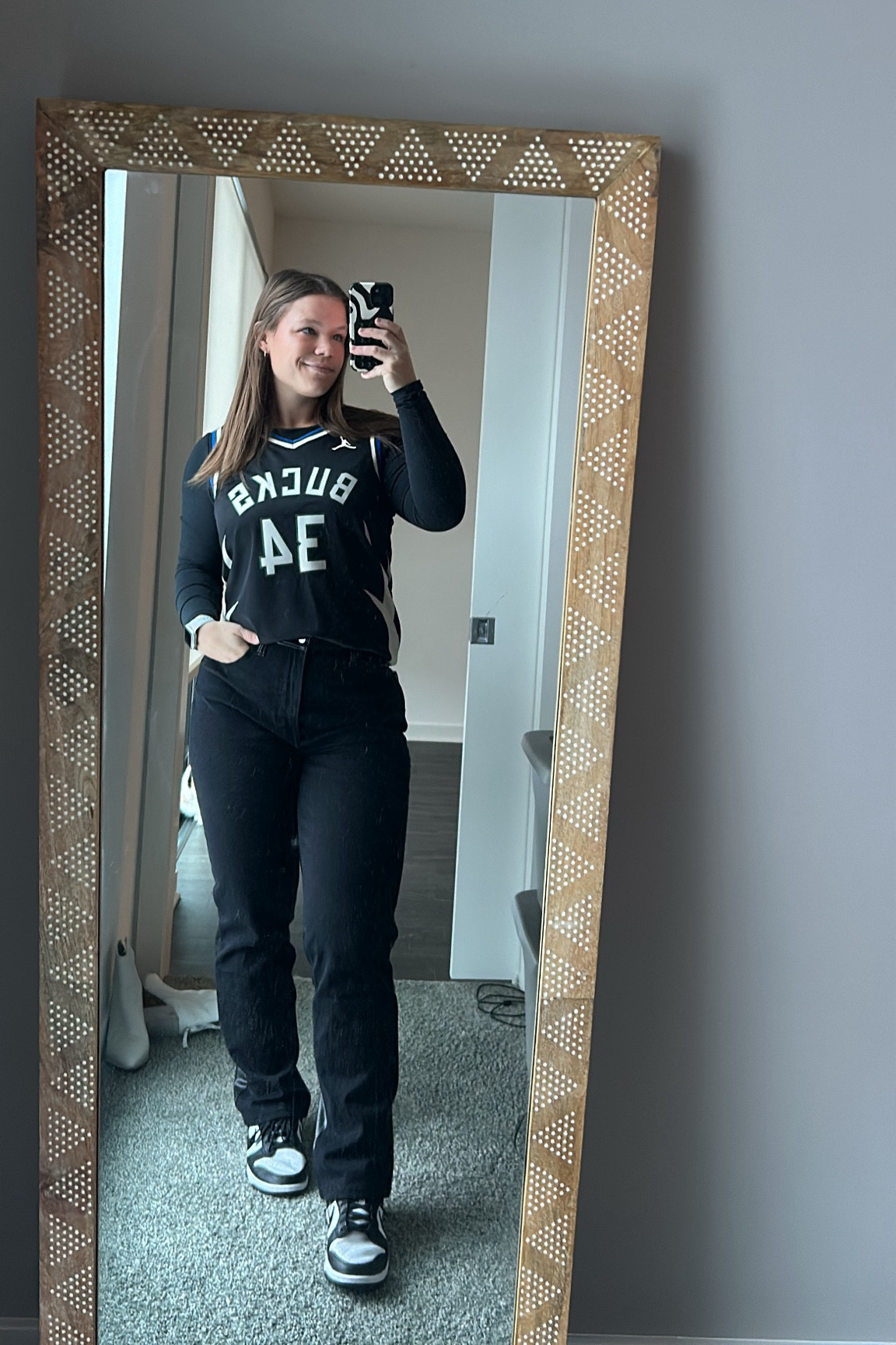 Nba game day outfit



abercrombie, abercrombie jeans, abercrombie style, bucks, milwaukee bucks, nba, jersey, nba jersey 

#LTKfindsunder50 #LTKfindsunder100 #LTKworkwear