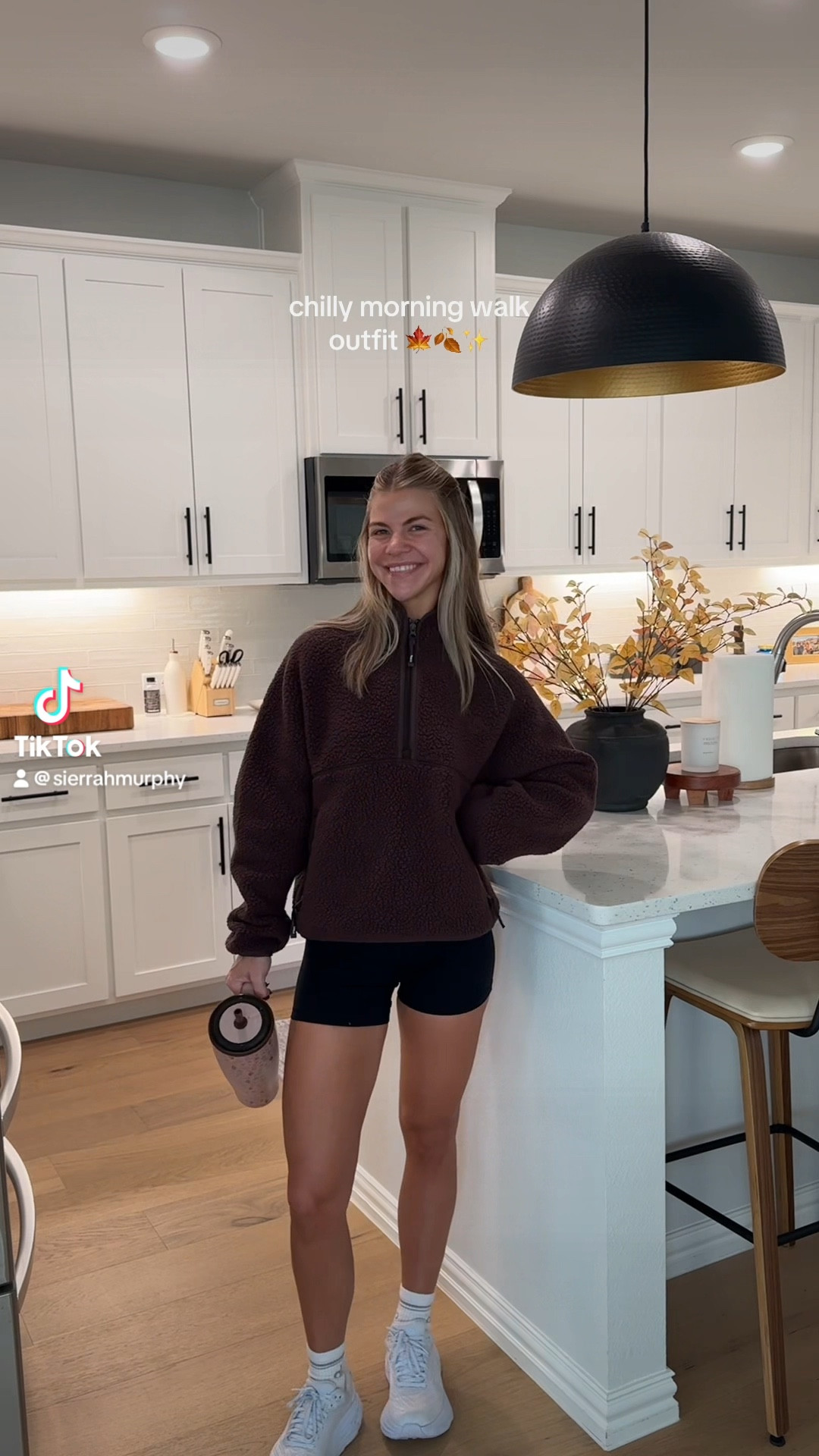 Chilly morning walk outfit 🤎

#LTKSeasonal #LTKActive #LTKFitness