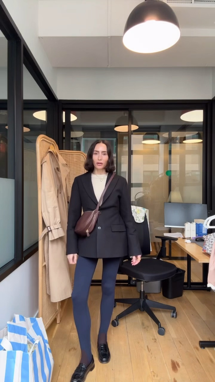 Office Ootd

The Frankie Shop’s Colette Hourglass Blazer that I’m wearing is currently sold out!