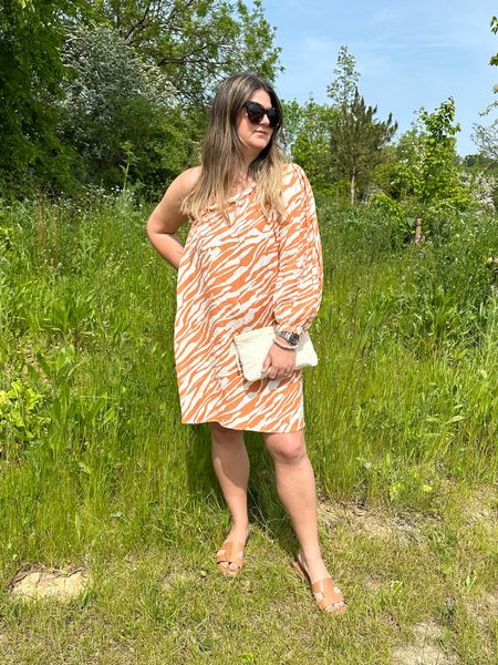 Throw-on linen summer dresses - unbeatable. Here’s my edit of some of the best around 

#LTKeurope #LTKstyletip #LTKSeasonal