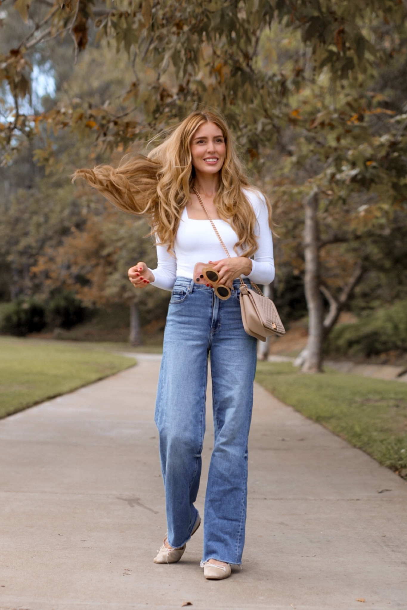 Causal fall style 

#LTKSeasonal #LTKFallSale #LTKStyleTip