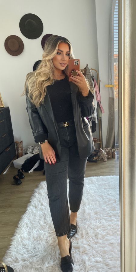 I can’t stop wearing these Abercrombie jeans! Finally a pair that isn’t too tight and has a relaxed but fitted feel. I am wearing a size 29 for reference here. These are high waisted curve love mom jeans and I paired with a leather blazer from Target and ballet flat! 

#LTKshoecrush #LTKworkwear #LTKfindsunder100