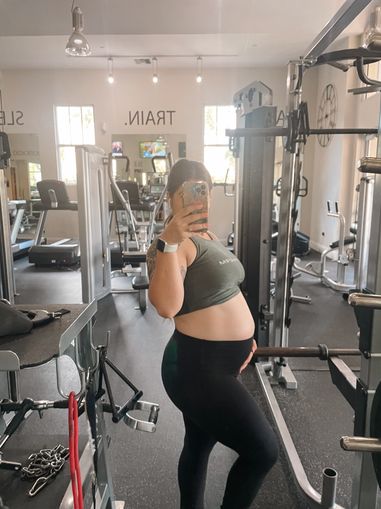 My favorite workout leggings and have grown with the bump this whole pregnancy! 🤰🏻
Size: Medium 

#LTKfitness #LTKbump #LTKActive