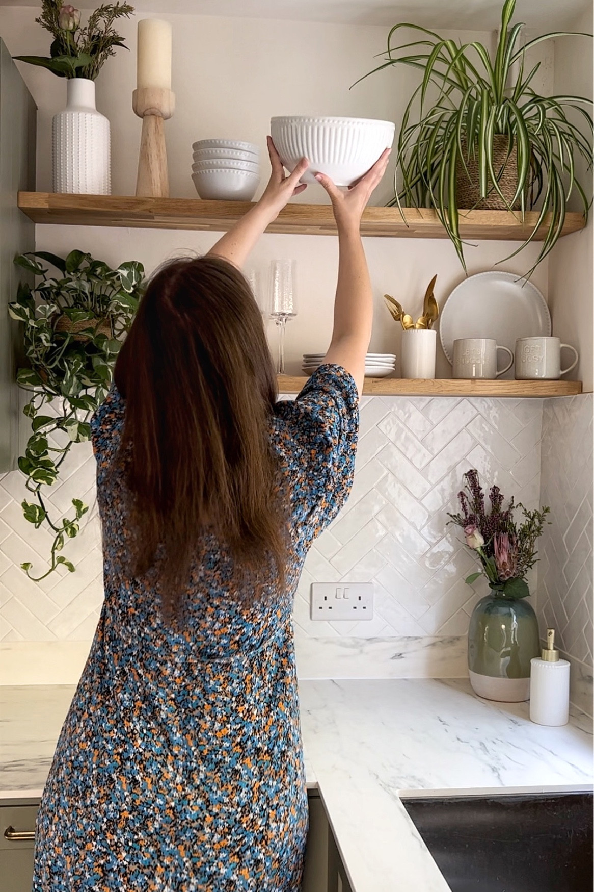 Kitchen home accessories and my blue print dress from Whistles which is now in the sale - it looks much better in person than on the pictures on the website 

#LTKGift (“Entry”)



#LTKGiftGuide #LTKhome #LTKfindsunder100