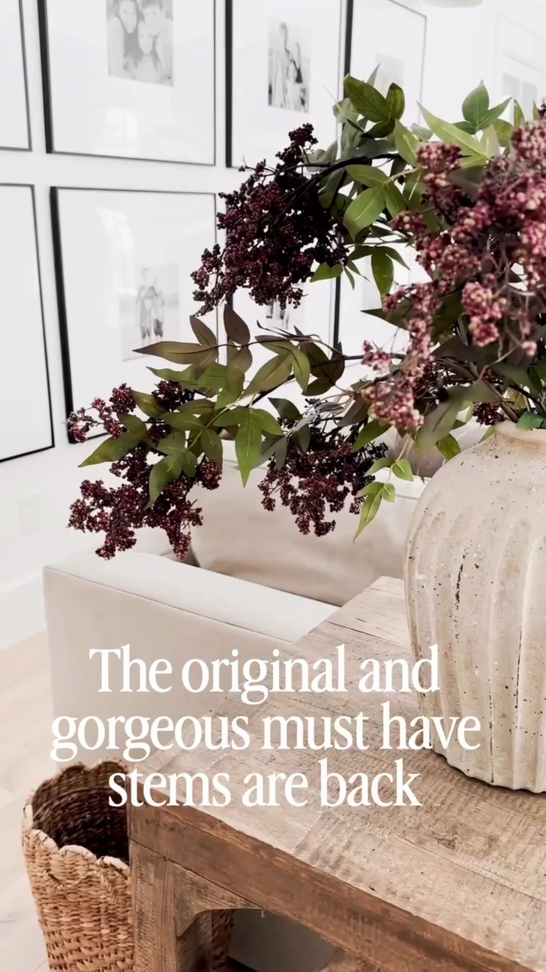 These stems are the ones you will use all year and they are in stock again- they are gorgeous in any vase and for any season and the quality is so good! 

These come in a pack of 3 and also a pack of 5! They are the original version that I have only seen at several different retailers so grab them while you can! 

#homedecorideas #homestyle