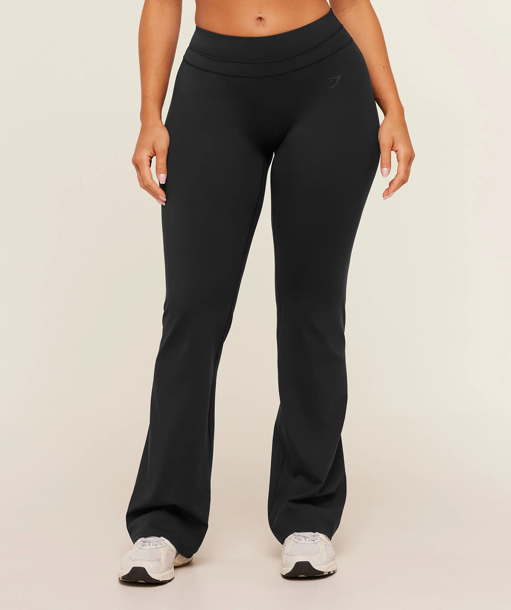 Whitney Mid-High Rise Flared Leggings | Gymshark US