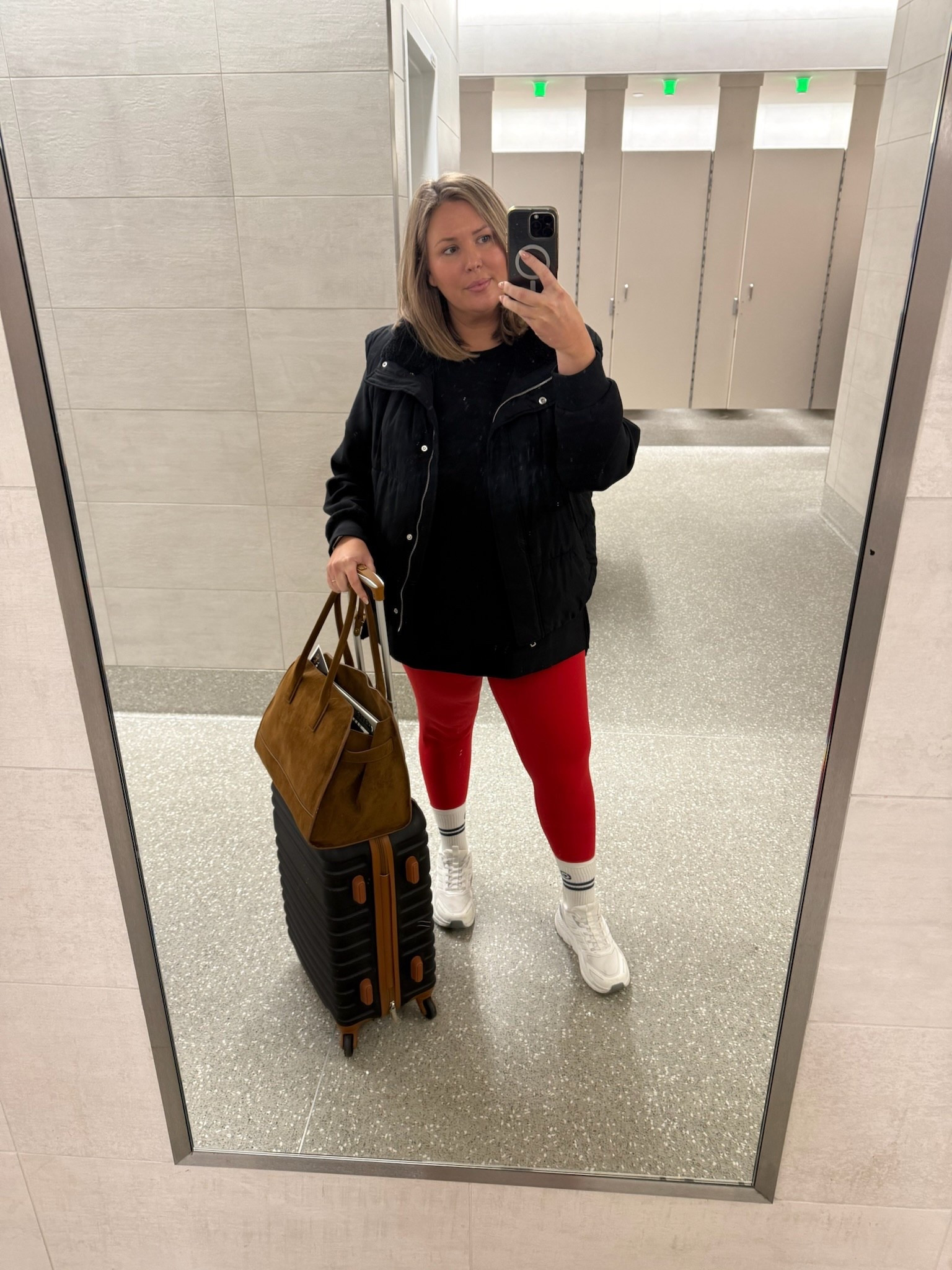 Wearing a 2X in the crewneck and leggings, vest is a XXL!

Plus size fashion, travel outfit, nyc outfit ideas, airport essentials

#LTKTravel #LTKPlusSize #LTKMidsize