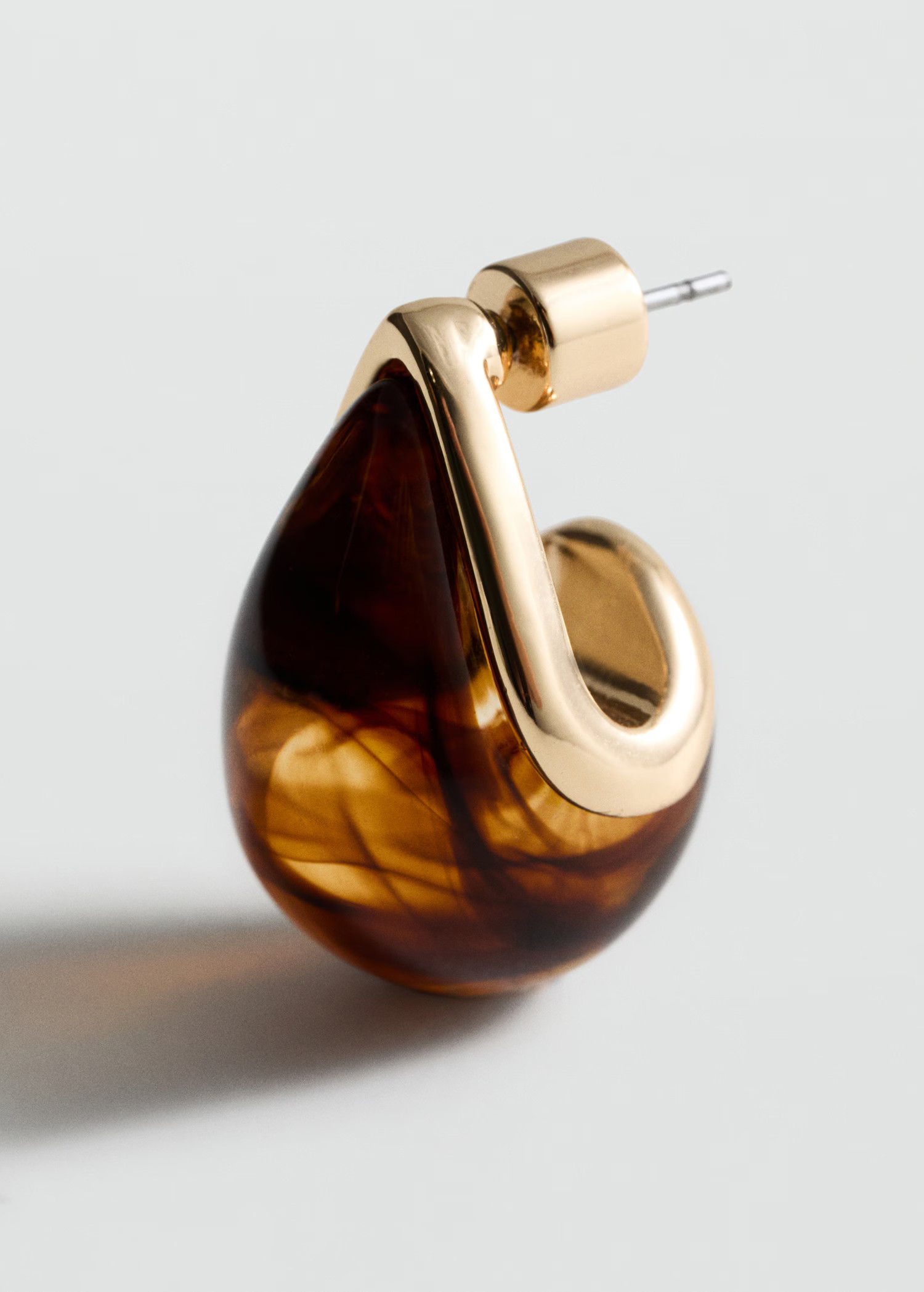 Resin drop earrings - Women | MANGO United Kingdom | MANGO (UK)