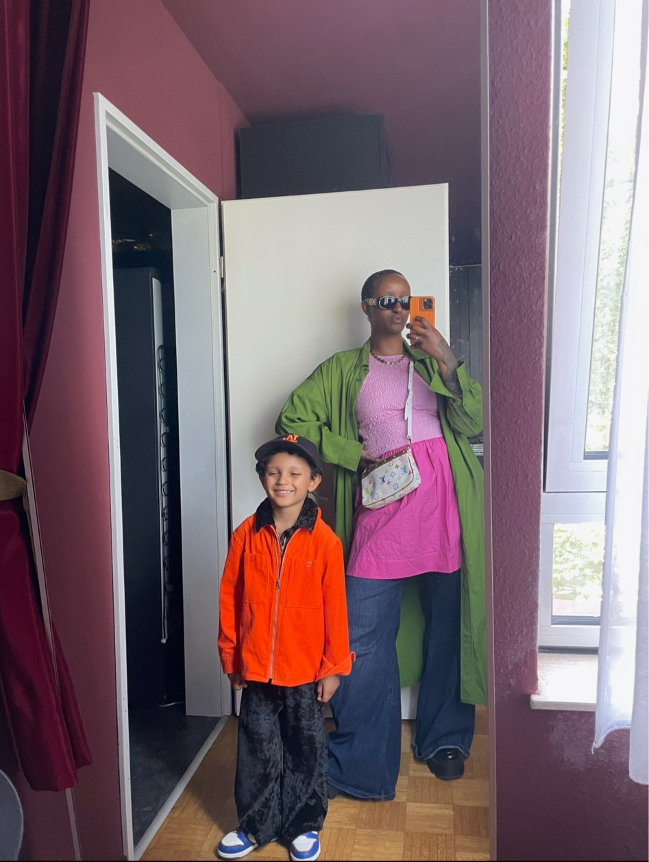 Fashion runs through the family 😎

#LTKstyletip #LTKfamily #LTKSeasonal