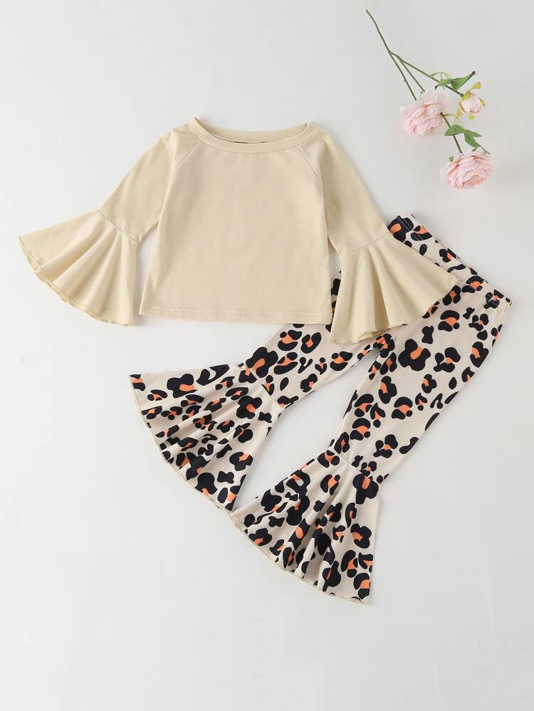 Toddler Girls Flounce Sleeve Top & Leopard Print Flared Leg Pants | SHEIN