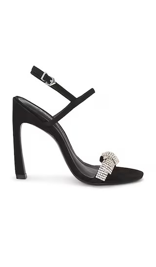 Favorite Pearl Sandal in Black

              
    
        
        
            Favorite Button | Revolve Clothing (Global)