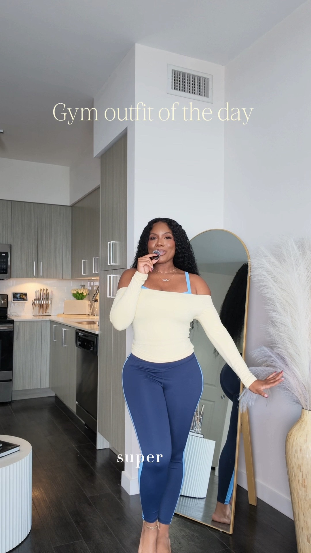 This look is perfect for the days you don’t want to show your stomach

#LTKdayinmylife #LTKfitnessgoals #LTKootd